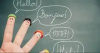 Báo song ngữ 74: Cách thức học ngôn ngữ mới: Thực tế ảo