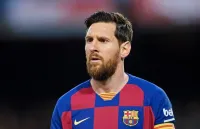 Báo song ngữ 98: Lionel Messi lên tiếng sau sự việc đợt tập huấn Barcelona bị đình chỉ